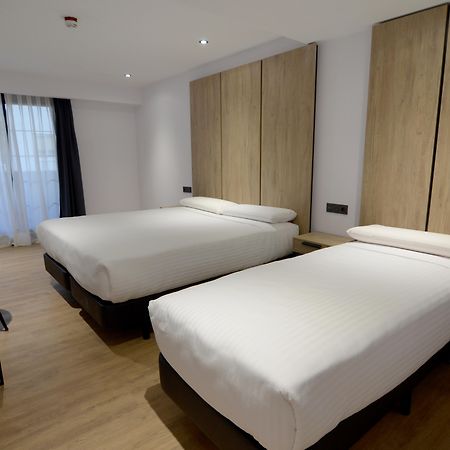 Uve Marcenado Hotel Madrid Exterior photo