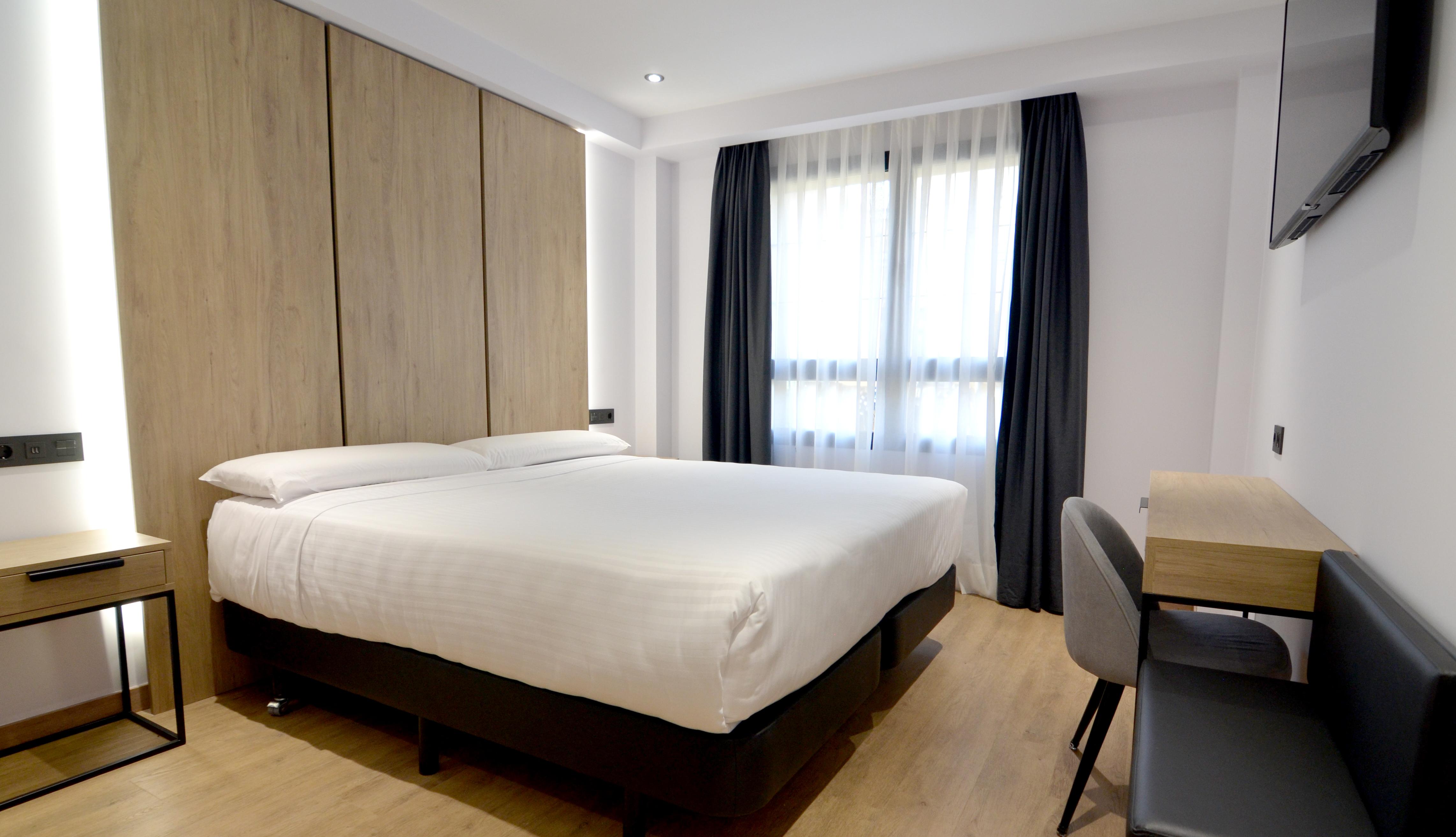 Uve Marcenado Hotel Madrid Exterior photo